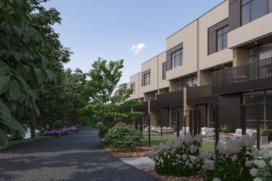 (private lake, pond, creek) Townhome/Townhouse For Sale in Chicago Illinois