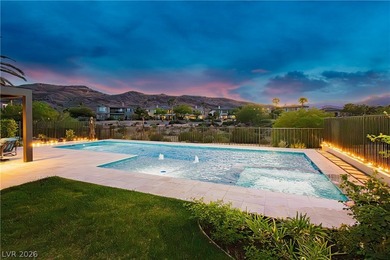Beautiful Red Rock CC Home with great location on course - photo 13