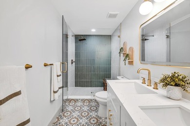 Welcome to 1201 N Palmway - a turnkey gem in one of Lake Worth - photo 18