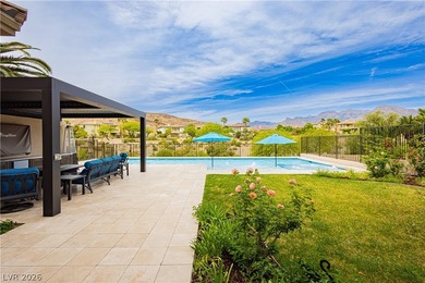Beautiful Red Rock CC Home with great location on course - photo 19