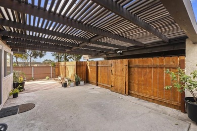 Seller will entertain offers between $824,900-$849,900- BACK ON - photo 25