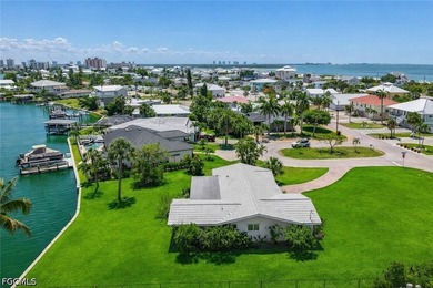 ONCE IN A LIFETIME! Rarely found on Fort Myers Beach, this - photo 28