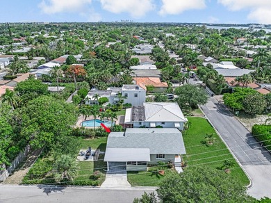 Welcome to 1201 N Palmway - a turnkey gem in one of Lake Worth - photo 38