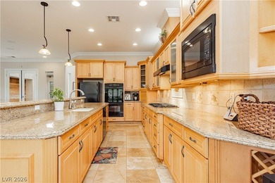 Beautiful Red Rock CC Home with great location on course - photo 47