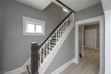 Welcome home to this recently updated Colonial conveniently - photo 8