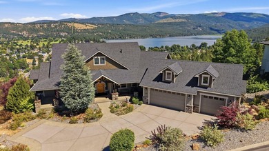 Experience luxury living in Liberty Lake's prestigious gated - photo 5