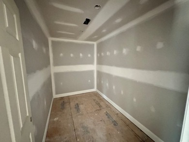 Welcome to this beautifully crafted custom home by Darrell - photo 8