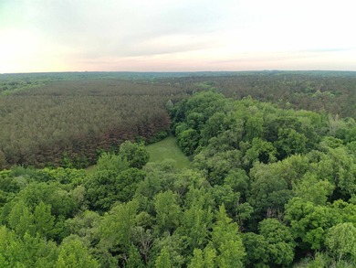 If you are looking for a standout property that is close to town - photo 4