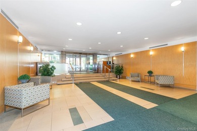 Welcome to Barclay Plaza, one of Forest Hills' premier - photo 17