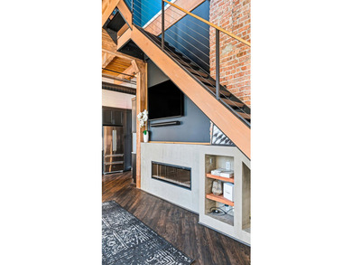 Experience true loft living in this exceptional modern - photo 22