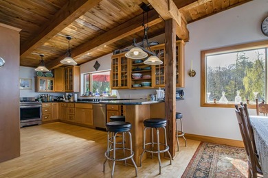 First time offered in over 25 years, this exceptional waterfront - photo 38