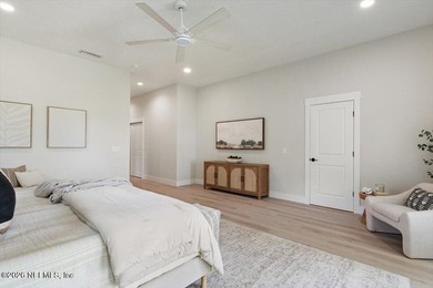3845 Harbor Drive presents a rare waterfront offering where a - photo 50