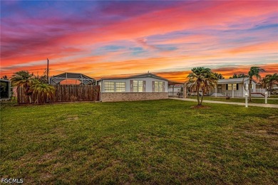 Welcome to your slice of paradise in Punta Gorda! This charming - photo 1