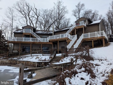 (private lake, pond, coastal) Home For Sale in Elkton Maryland
