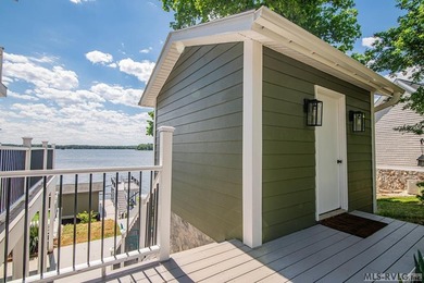 Exceptional Waterfront opportunity in the exclusive Four Seasons - photo 19