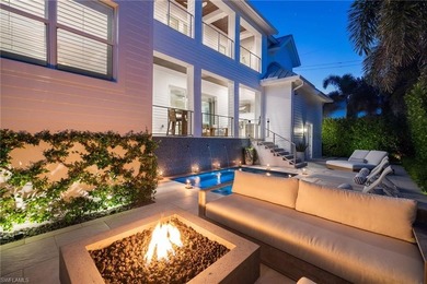 Ideally situated in the heart of downtown Naples, this - photo 2