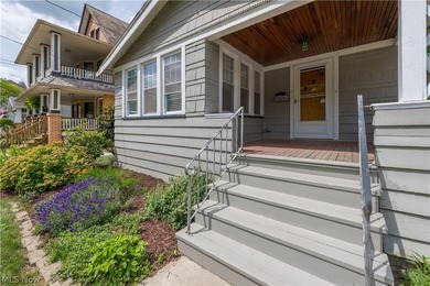Welcome to 1328 Granger Ave.-timeless historical charm offering - photo 3