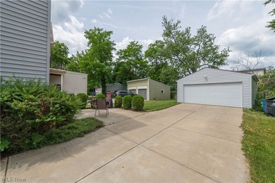 Welcome to 1328 Granger Ave.-timeless historical charm offering - photo 8
