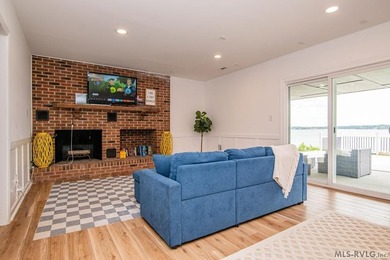Exceptional Waterfront opportunity in the exclusive Four Seasons - photo 45