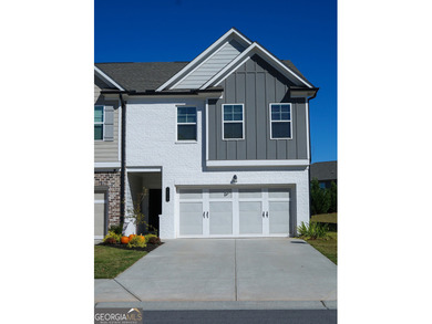 Lake Lanier Townhome/Townhouse For Sale in Oakwood Georgia