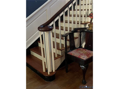 Springfield, circa 1828 is a historic treasure and icon located - photo 11