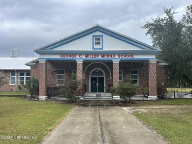 The Opportunities Are Endless! Former middle school on a total - photo 13