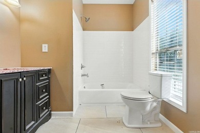 An exceptional Lake Hamilton estate, this rare offering brings - photo 20