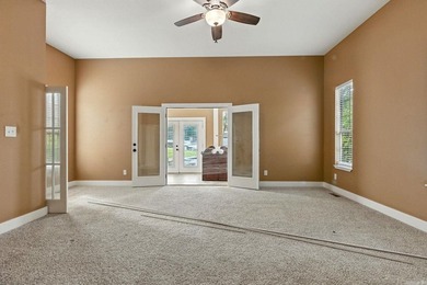 An exceptional Lake Hamilton estate, this rare offering brings - photo 23