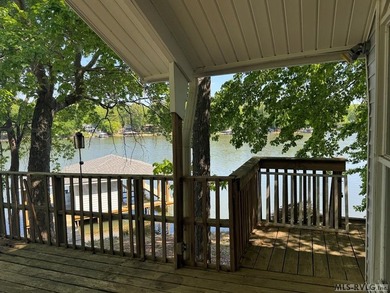 Location does matter! What a VIEW! This desirable POINT LOT - photo 30