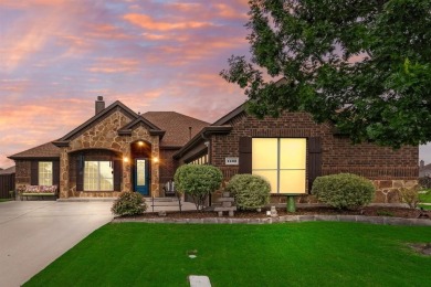 Lake Home Sale Pending in Rockwall, Texas