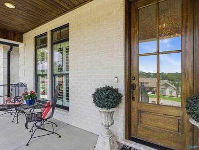 Amazing custom brick 4 bed home in Guntersville City school - photo 4