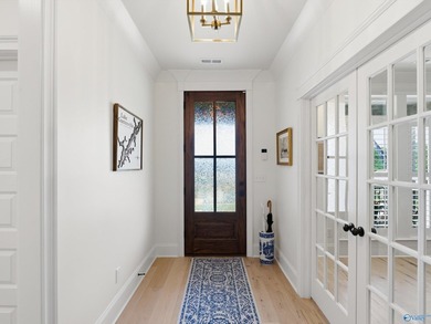 Amazing custom brick 4 bed home in Guntersville City school - photo 5