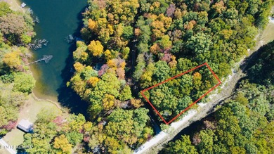 Spring Lake Lot For Sale in Crossville Tennessee