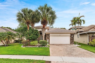 Welcome home to your spacious 4 bedroom, 3 bath home with a 2 - photo 5