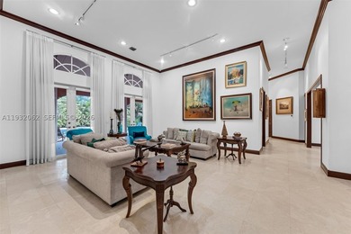 Located on a quiet street in the heart of Pinecrest, this - photo 11