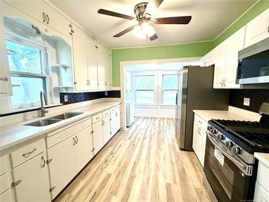 This property features a spacious two-bedroom layout with a - photo 12