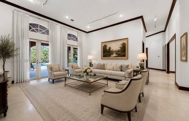 Located on a quiet street in the heart of Pinecrest, this - photo 13
