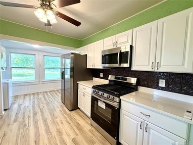 This property features a spacious two-bedroom layout with a - photo 14