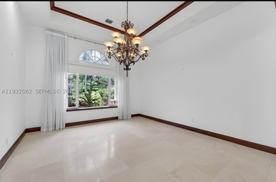 Located on a quiet street in the heart of Pinecrest, this - photo 16