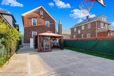 Welcome to 39 Brabant Street - A Solid All-Brick Gem in the - photo 17