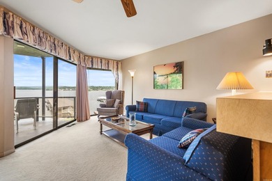 Welcome to lakefront living at its finest! This stunning - photo 8