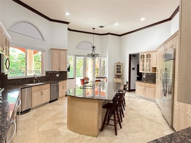 Located on a quiet street in the heart of Pinecrest, this - photo 21