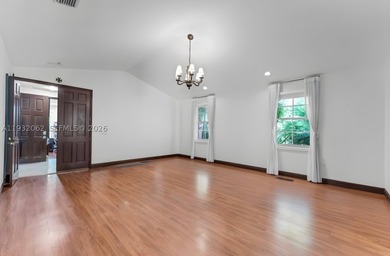 Located on a quiet street in the heart of Pinecrest, this - photo 31