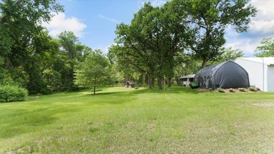 Welcome to this spacious 4-bedroom, 3-bath rambler just minutes - photo 34