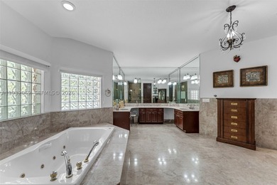 Located on a quiet street in the heart of Pinecrest, this - photo 35
