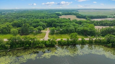 Welcome to this spacious 4-bedroom, 3-bath rambler just minutes - photo 43