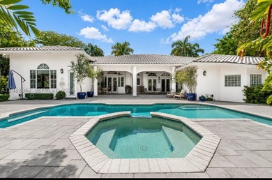 Located on a quiet street in the heart of Pinecrest, this - photo 46