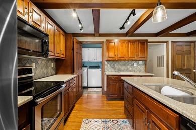 Located in the established College Park neighborhood in the Town - photo 8