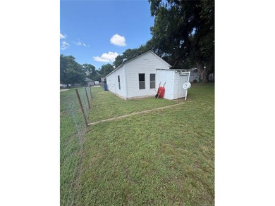This property features a spacious two-bedroom layout with a - photo 50