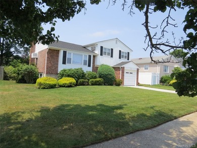 Your Next Chapter Starts Here... Welcome to this 3 bedroom, 1.5 - photo 2